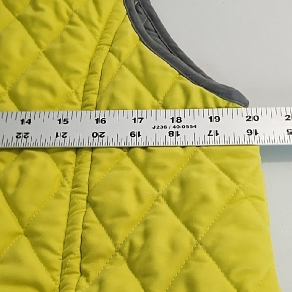 Vibrant Soft Sueded Fabric Yellow Green Quilted Vest Sip Pockets Dble Zip - Picture 8 of 13